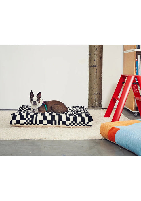 Dusen Dusen Check Embroidered Canvas Dog Bed
