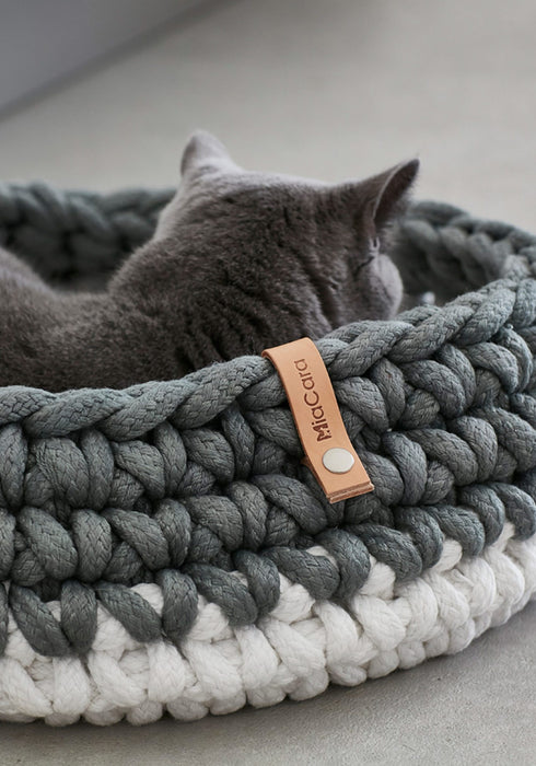 MiaCara Nido Crocheted Cat Basket Bed - Mint